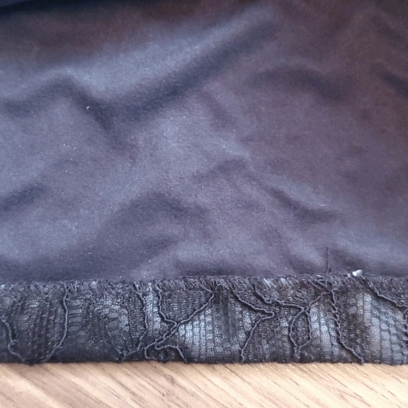 Zara Lace Skirt - Picture 6 of 7